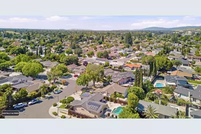 327 Saint Julie Dr, San Jose, CA 95119 - Photo 58
