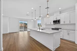 197 Golden Gate Ln, Vacaville, CA 95687 - Photo 2