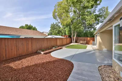 679 Meadow Creek Dr, San Jose, CA 95136 - Photo 28