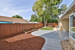 679 Meadow Creek Dr, San Jose, CA 95136 - Photo 28