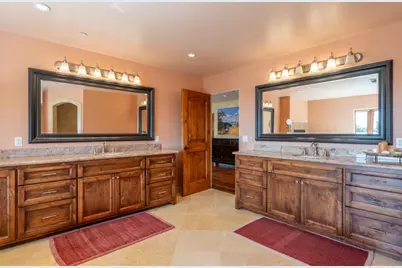 67 Tucker Rd, Royal Oaks, CA 95076 - Photo 14