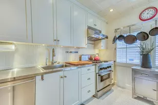 308 14th St, Pacific Grove, CA 93950 - Photo 14