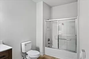 1253 Warren St, Redwood City, CA 94063 - Photo 6