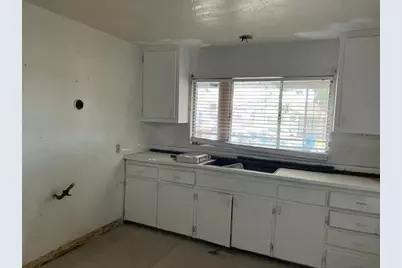 1225 Cypress St, East Palo Alto, CA 94303 - Photo 6