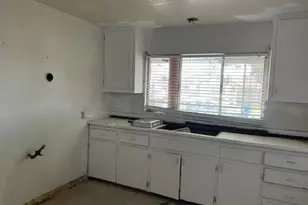 1225 Cypress St, East Palo Alto, CA 94303 - Photo 6
