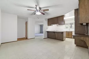 4373 Vistapark Dr, San Jose, CA 95136 - Photo 18