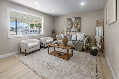 101 Recht St, Hollister, CA 95023 - Photo 8