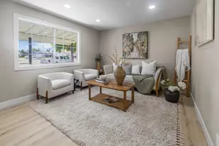 101 Recht St, Hollister, CA 95023 - Photo 8