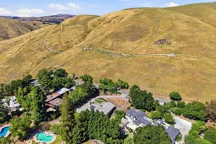 208 Mill Creek Rd, Fremont, CA 94539 - Photo 58