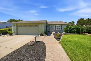 17065 Peppertree Dr, Morgan Hill, CA 95037 - Photo 4