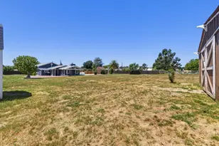 10930 Foothill Ave, Gilroy, CA 95020 - Photo 54