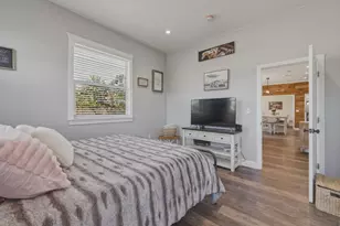 10930 Foothill Ave, Gilroy, CA 95020 - Photo 18