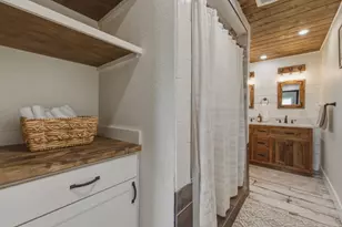 10930 Foothill Ave, Gilroy, CA 95020 - Photo 28