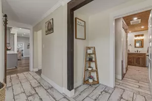 10930 Foothill Ave, Gilroy, CA 95020 - Photo 30