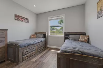 10930 Foothill Ave, Gilroy, CA 95020 - Photo 26