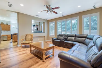 9886 Palazzo Dr, Stockton, CA 95212 - Photo 8