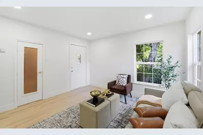 2115 University Ave, Mountain View, CA 94040 - Photo 8