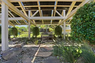 1381 Millich Ln, San Jose, CA 95117 - Photo 48