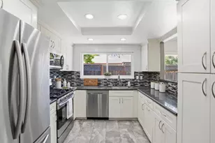 1381 Millich Ln, San Jose, CA 95117 - Photo 12