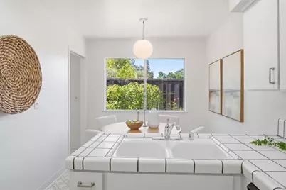1247 E Fremont Ter, Sunnyvale, CA 94087 - Photo 18