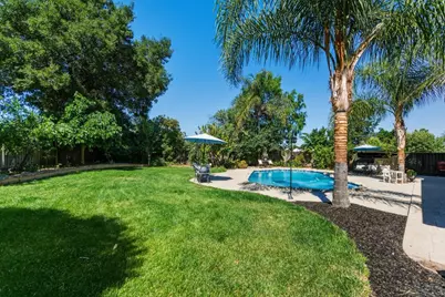 2859 Broken Oak Ct, San Jose, CA 95148 - Photo 34