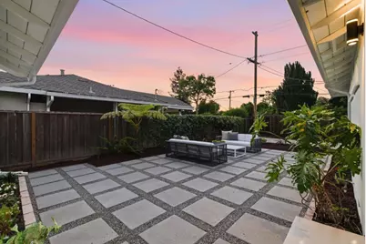 937 W Washington Ave, Sunnyvale, CA 94086 - Photo 2