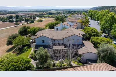 5970 Winged Foot Dr, Gilroy, CA 95020 - Photo 2