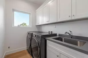 1460 Kentfield Ave, Redwood City, CA 94061 - Photo 20