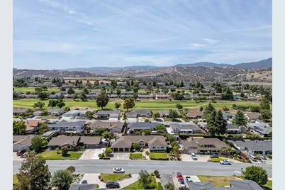 747 Ridgemark Dr, Hollister, CA 95023 - Photo 72
