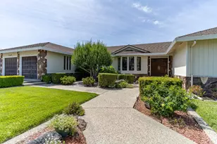 747 Ridgemark Dr, Hollister, CA 95023 - Photo 2