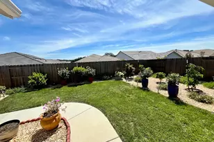4861 Peace Lily Ln, Roseville, CA 95747 - Photo 16