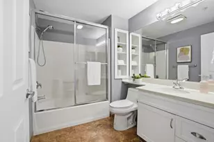 1982 W Bayshore Rd 322, East Palo Alto, CA 94303 - Photo 18