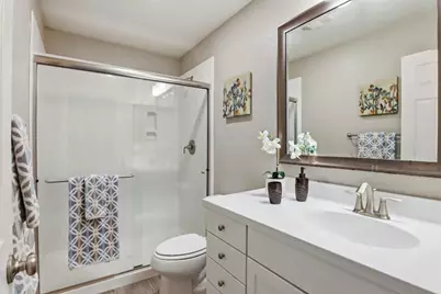 2220 Rosenblatt St, Hayward, CA 94544 - Photo 8