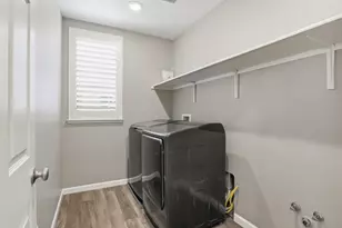 2220 Rosenblatt St, Hayward, CA 94544 - Photo 20