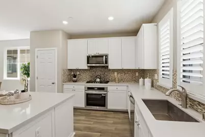 2220 Rosenblatt St, Hayward, CA 94544 - Photo 16