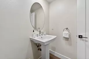 1690 Delano St 20, Milpitas, CA 95035 - Photo 20