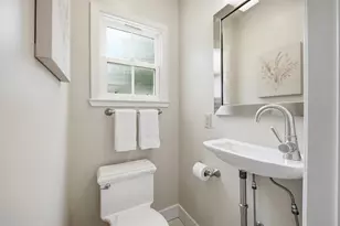 7581 Carmel St, Gilroy, CA 95020 - Photo 18
