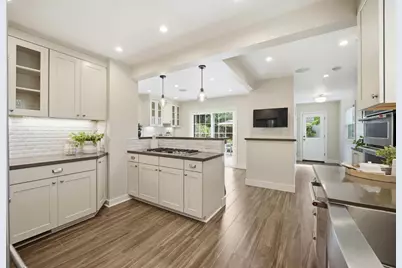 7581 Carmel St, Gilroy, CA 95020 - Photo 8