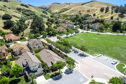 17570 Winding Creek Rd, Salinas, CA 93908 - Photo 26