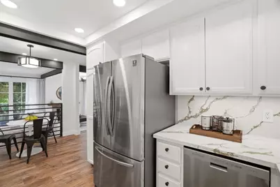524 Sand Hill Cir, Menlo Park, CA 94025 - Photo 8