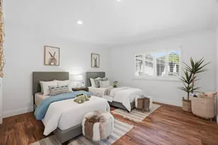 524 Sand Hill Cir, Menlo Park, CA 94025 - Photo 32