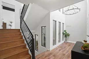 524 Sand Hill Cir, Menlo Park, CA 94025 - Photo 20