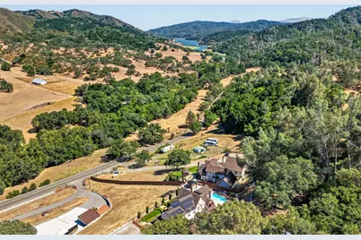 17005 Uvas Rd, Morgan Hill, CA 95037 - Photo 74