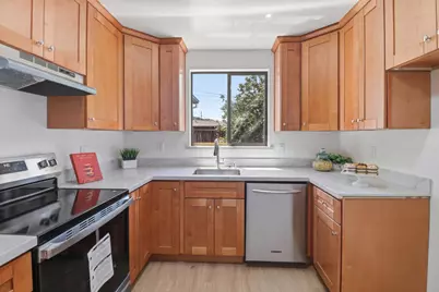 3908 Regan Dr, San Mateo, CA 94403 - Photo 20