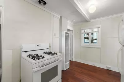 215 6th St, Pacific Grove, CA 93950 - Photo 12