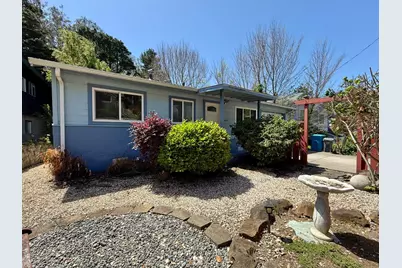 652 Rockaway Beach Ave, Pacifica, CA 94044 - Photo 2