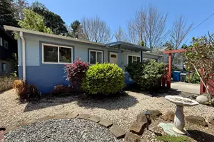 652 Rockaway Beach Ave, Pacifica, CA 94044 - Photo 2