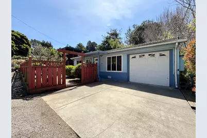 652 Rockaway Beach Ave, Pacifica, CA 94044 - Photo 1