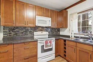 16730 Laurel Rd, Los Gatos, CA 95033 - Photo 20
