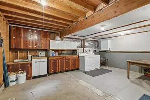 16730 Laurel Rd, Los Gatos, CA 95033 - Photo 36